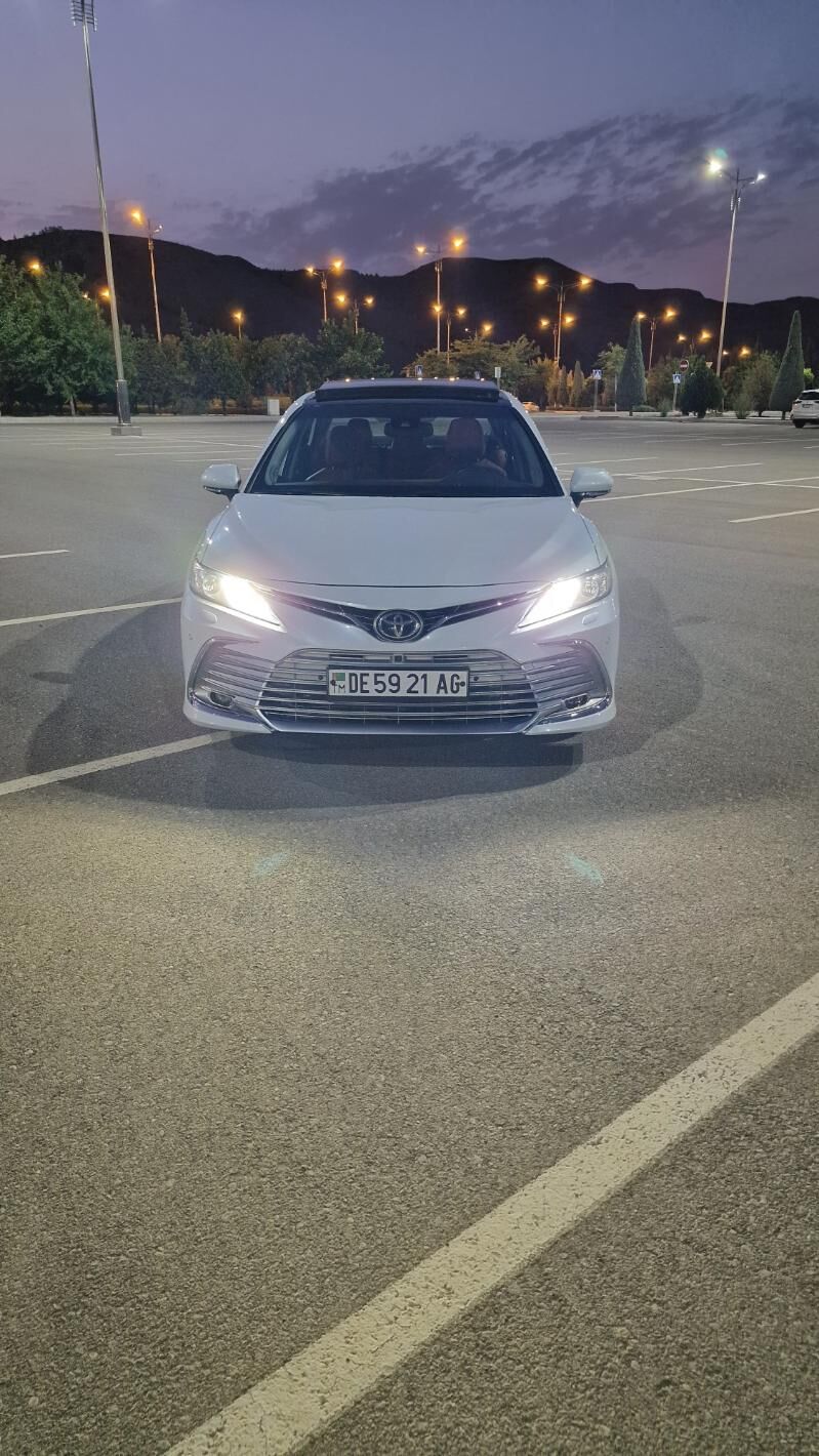 Toyota Camry 2019 - 360 000 TMT - Aşgabat - img 8