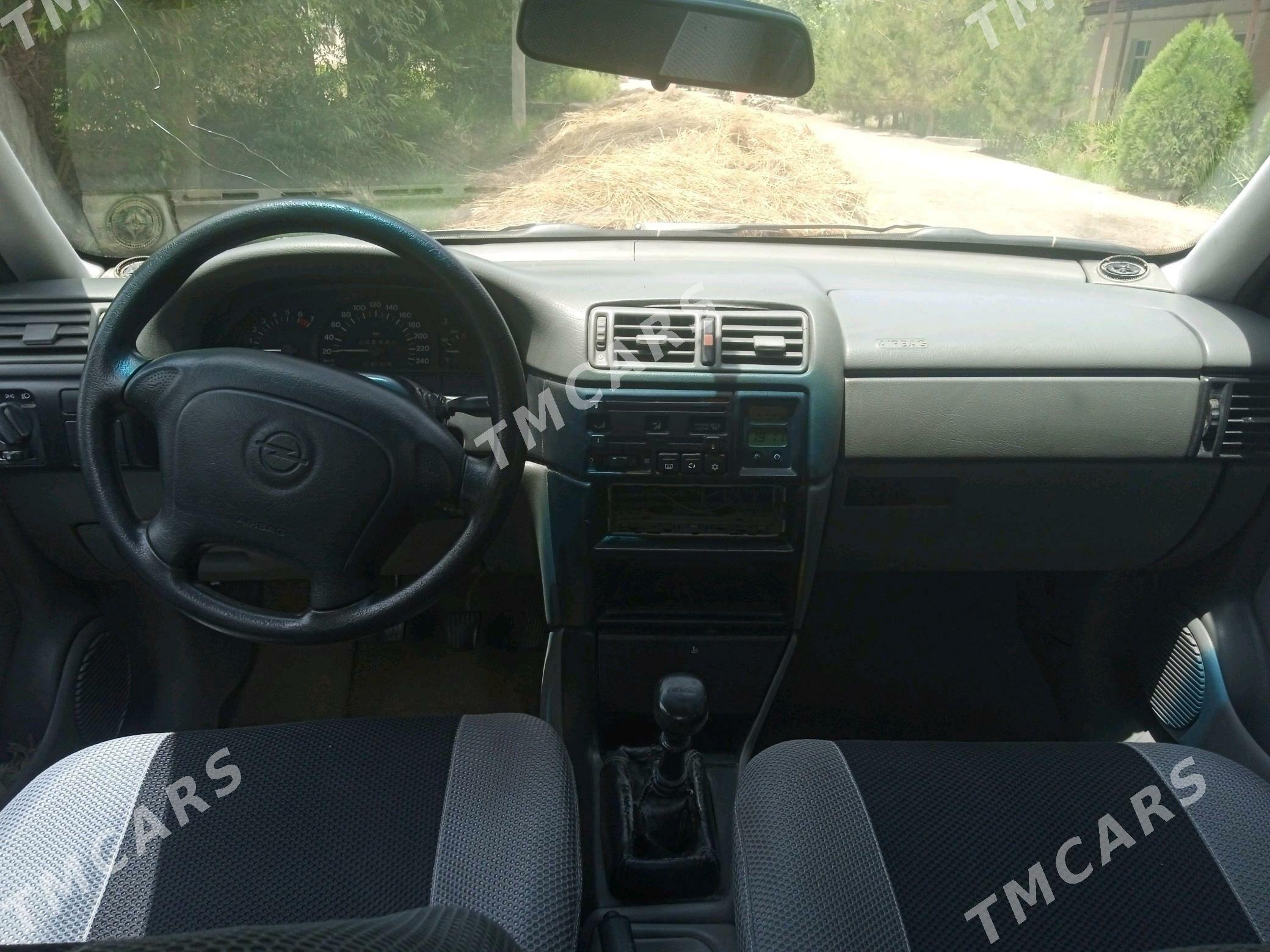 Opel Vectra 1995 - 55 000 TMT - Gurbansoltan Eje - img 5