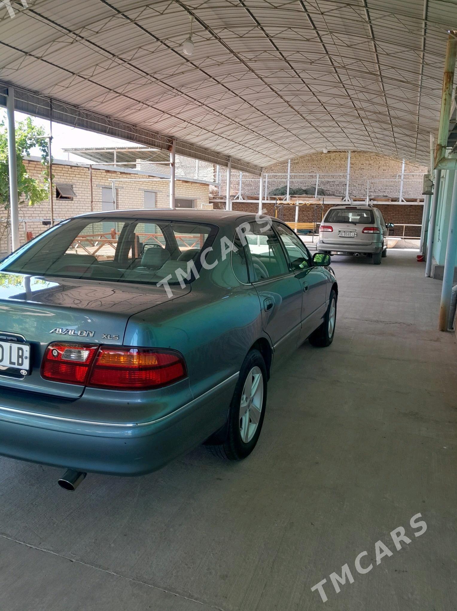 Toyota Avalon 1999 - 200 000 TMT - Saýat - img 3