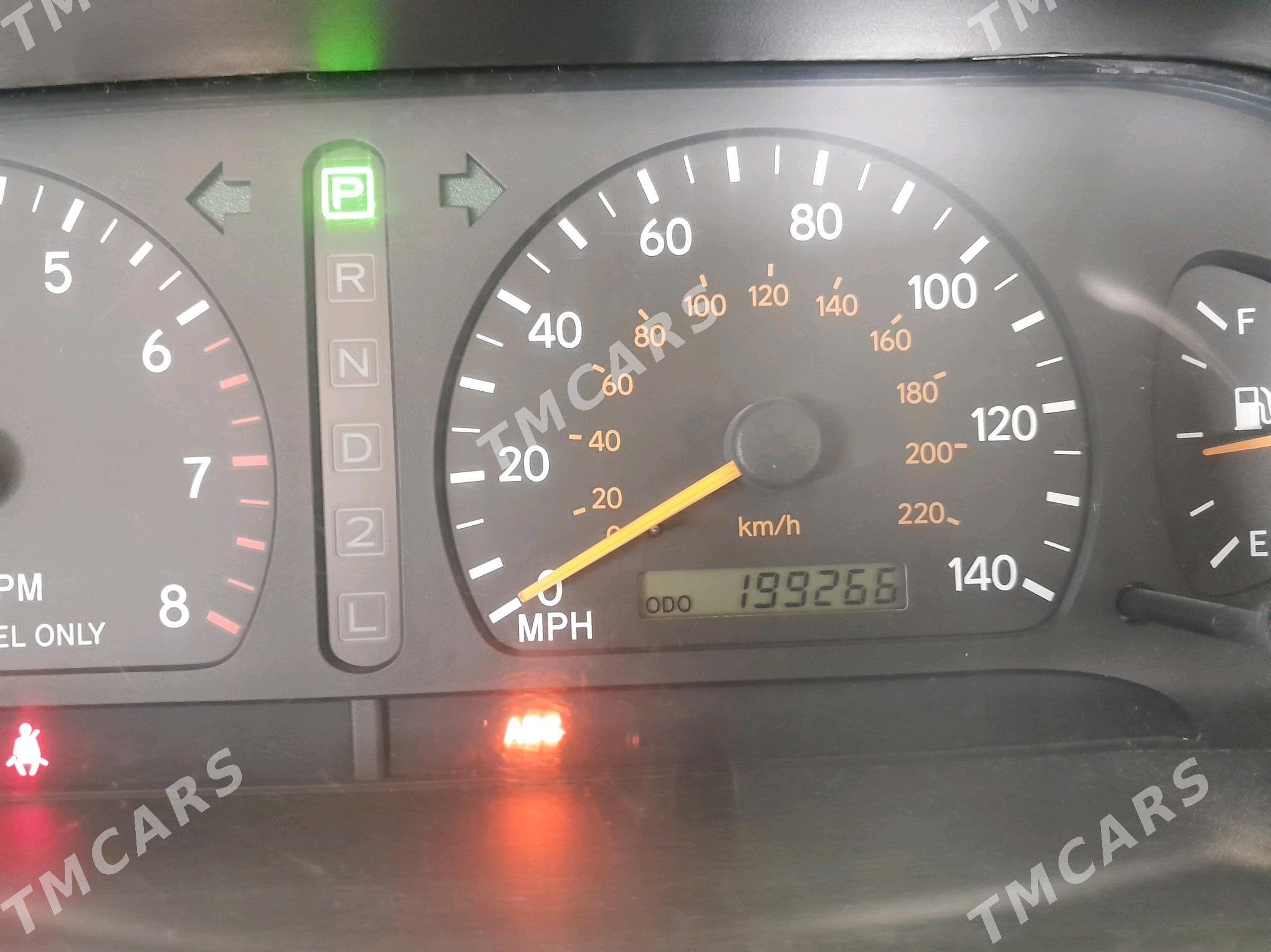 Toyota Avalon 1999 - 200 000 TMT - Saýat - img 5