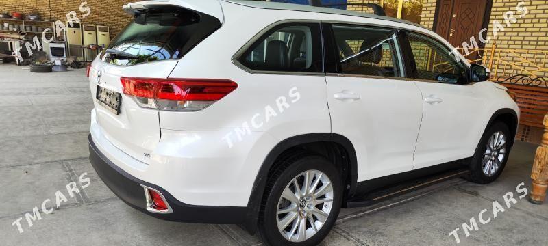 Toyota Highlander 2019 - 390 000 TMT - Мары - img 8