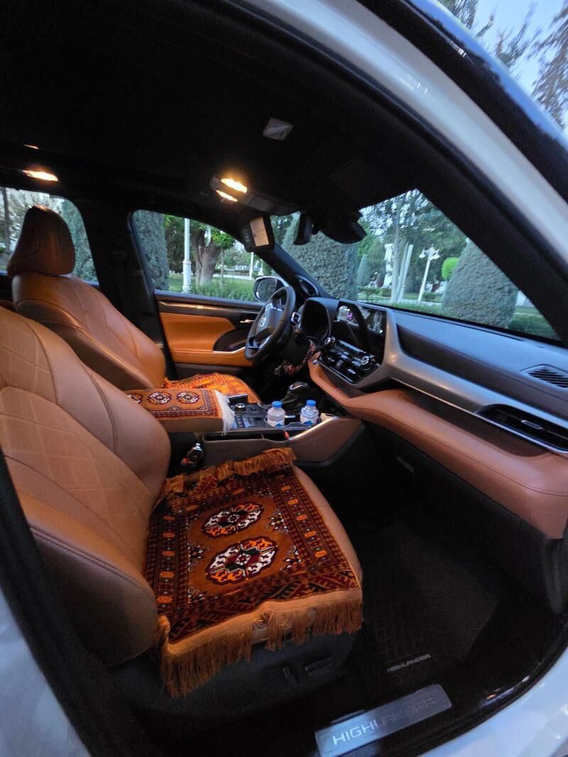 Toyota Highlander 2021 - 950 000 TMT - Aşgabat - img 7
