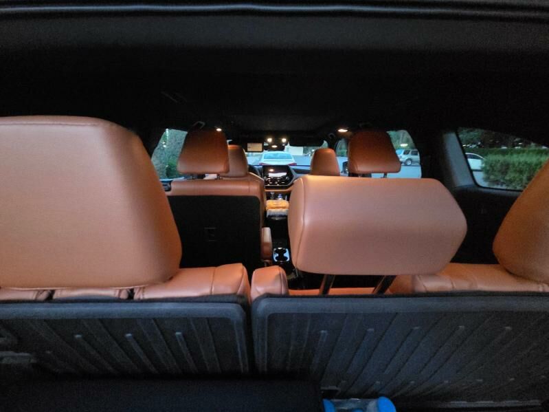Toyota Highlander 2021 - 950 000 TMT - Aşgabat - img 9