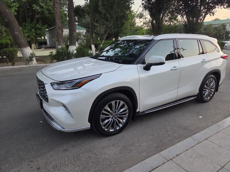 Toyota Highlander 2021 - 950 000 TMT - Aşgabat - img 4