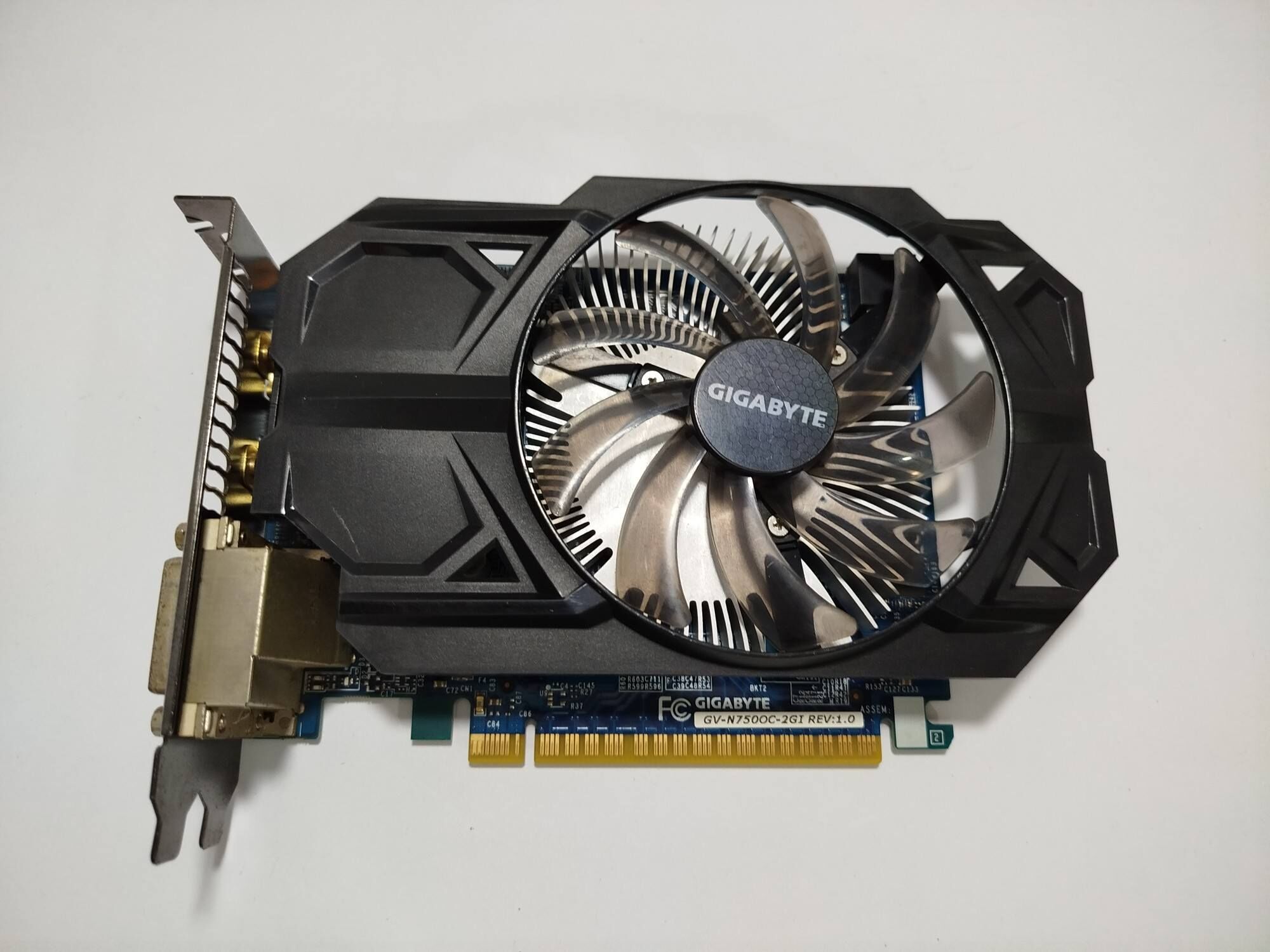 Colorful IGame GTX 750 2Gb - Aşgabat - img 3
