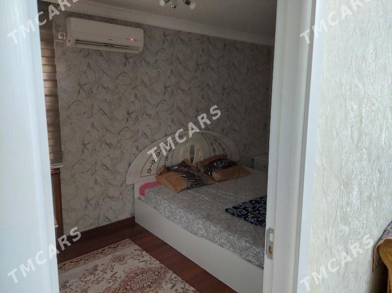 11 mikrn 2 komnat - 11 мкр - img 2