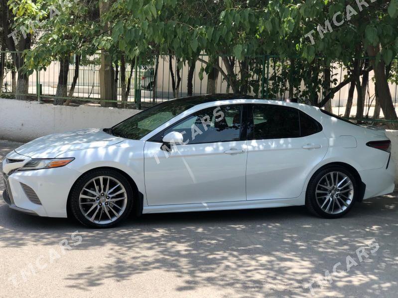 Toyota Camry 2018 - 360 000 TMT - Aşgabat - img 3