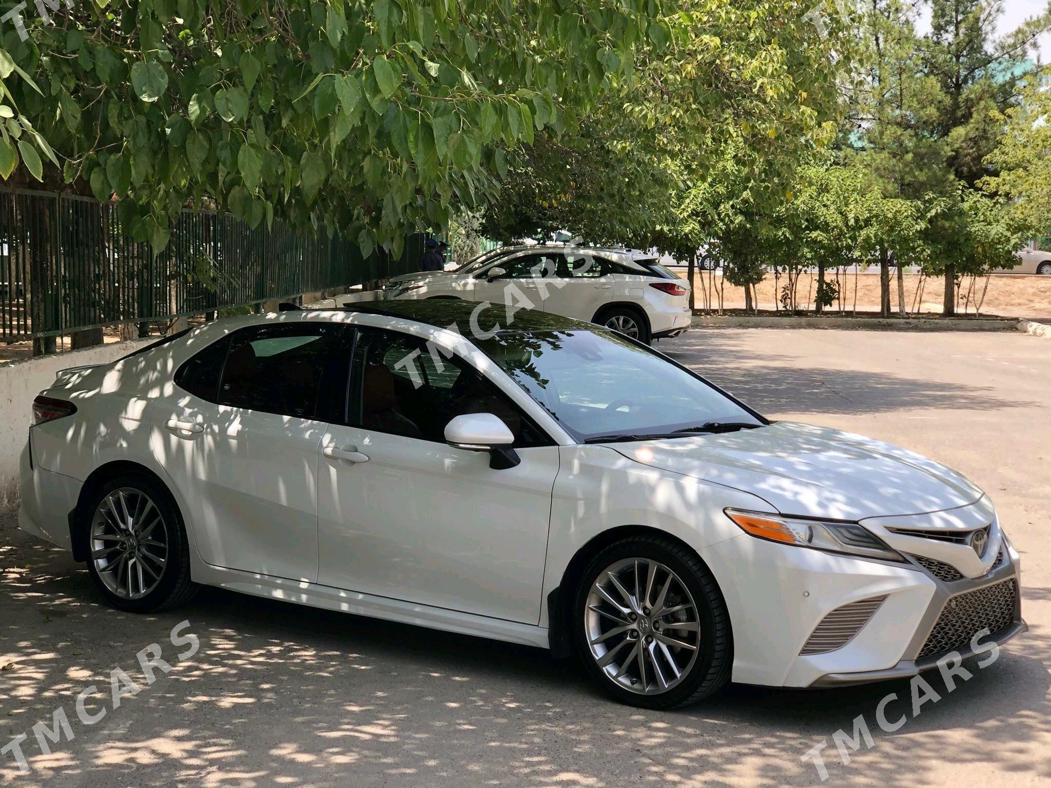 Toyota Camry 2018 - 360 000 TMT - Aşgabat - img 6