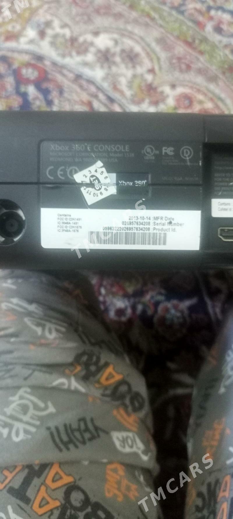 Xbox 360 E - 4 mkr - img 5