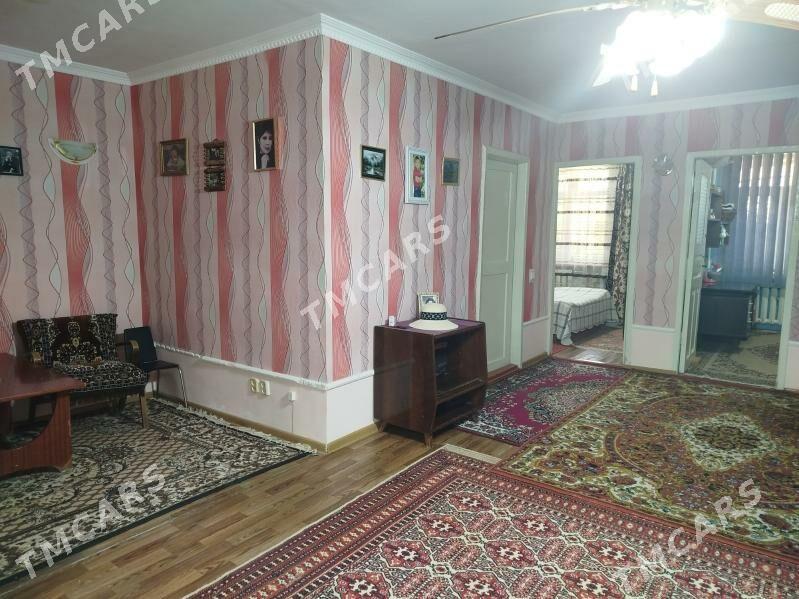 Продаю квартиру с огородом - Туркменабат - img 4