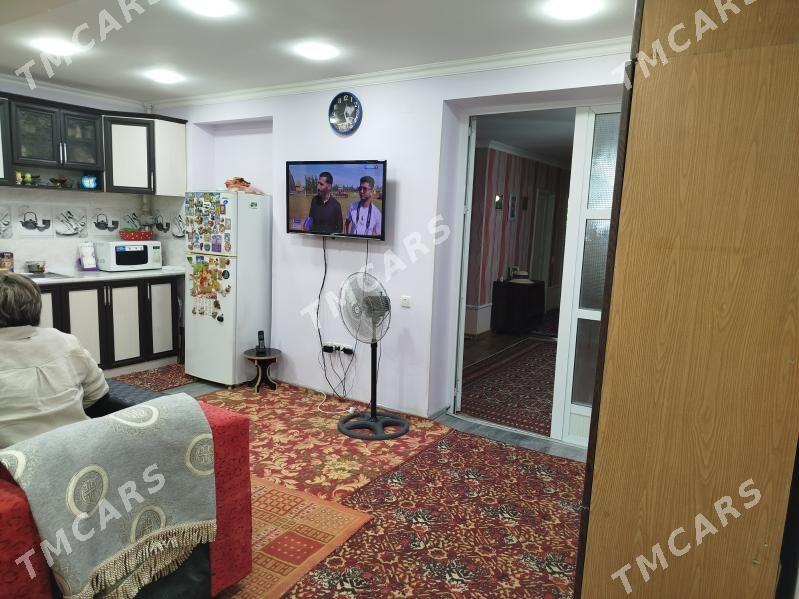 Продаю квартиру с огородом - Туркменабат - img 7