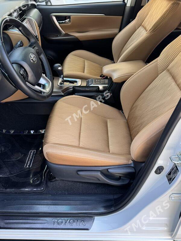 Toyota Fortuner 2024 - 640 000 TMT - Aşgabat - img 9