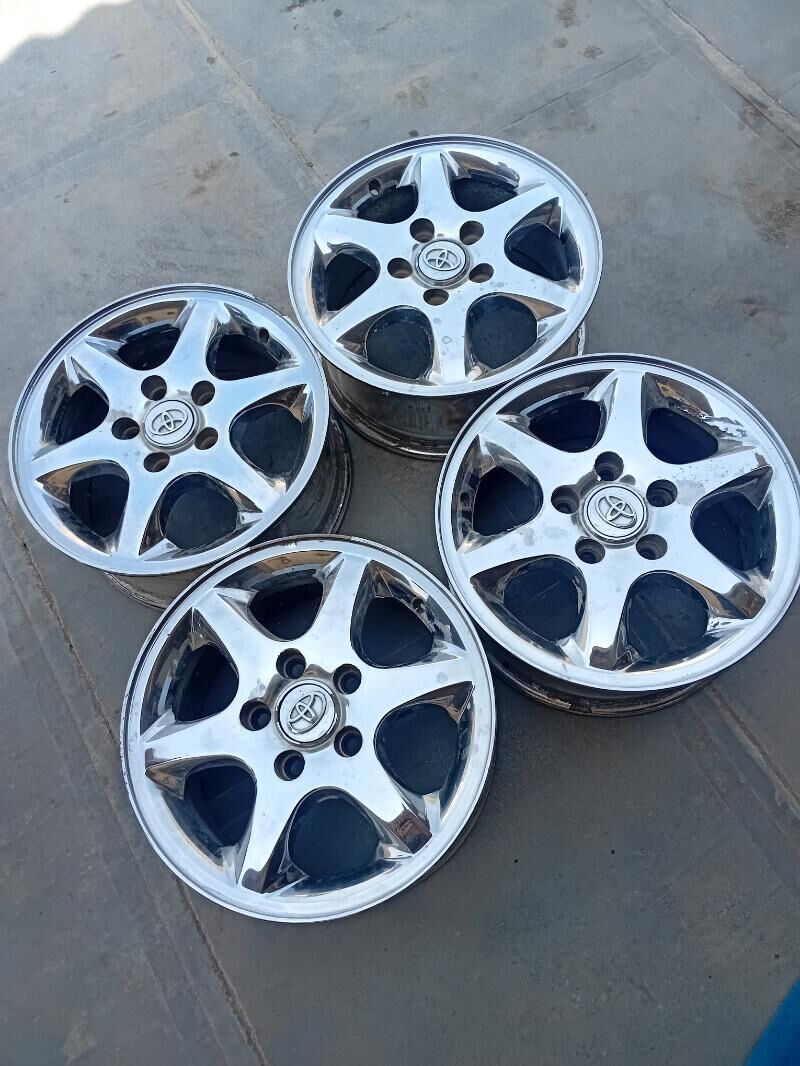 15 lik Toyota hrom 1 600 TMT - Saýat - img 2