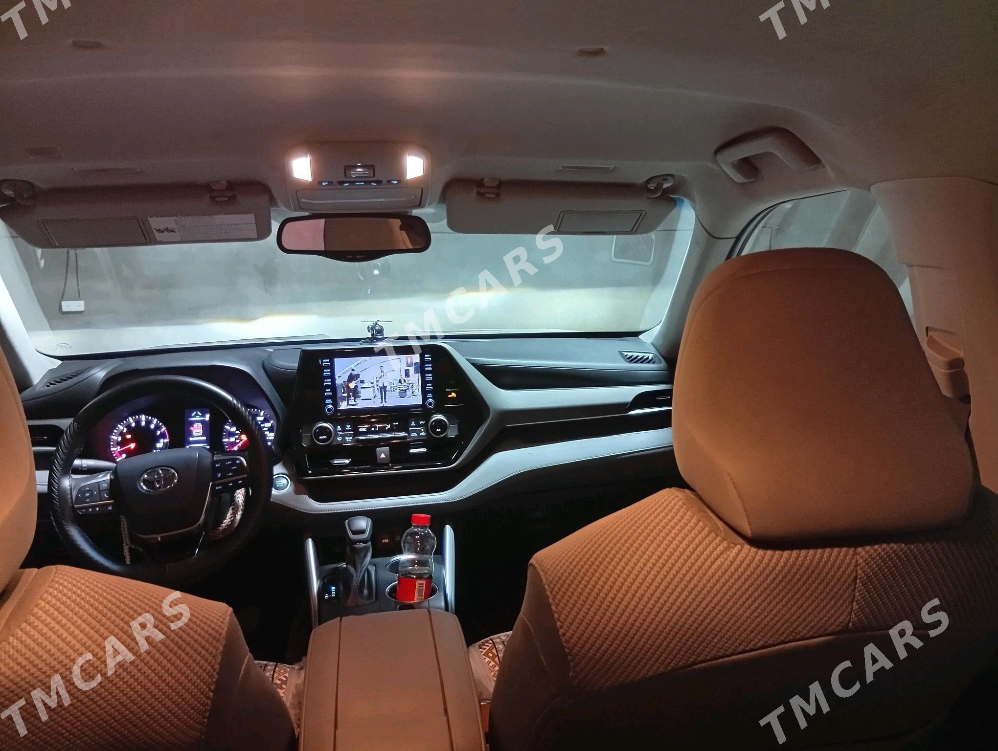 Toyota Highlander 2021 - 435 000 TMT - Tejen - img 4