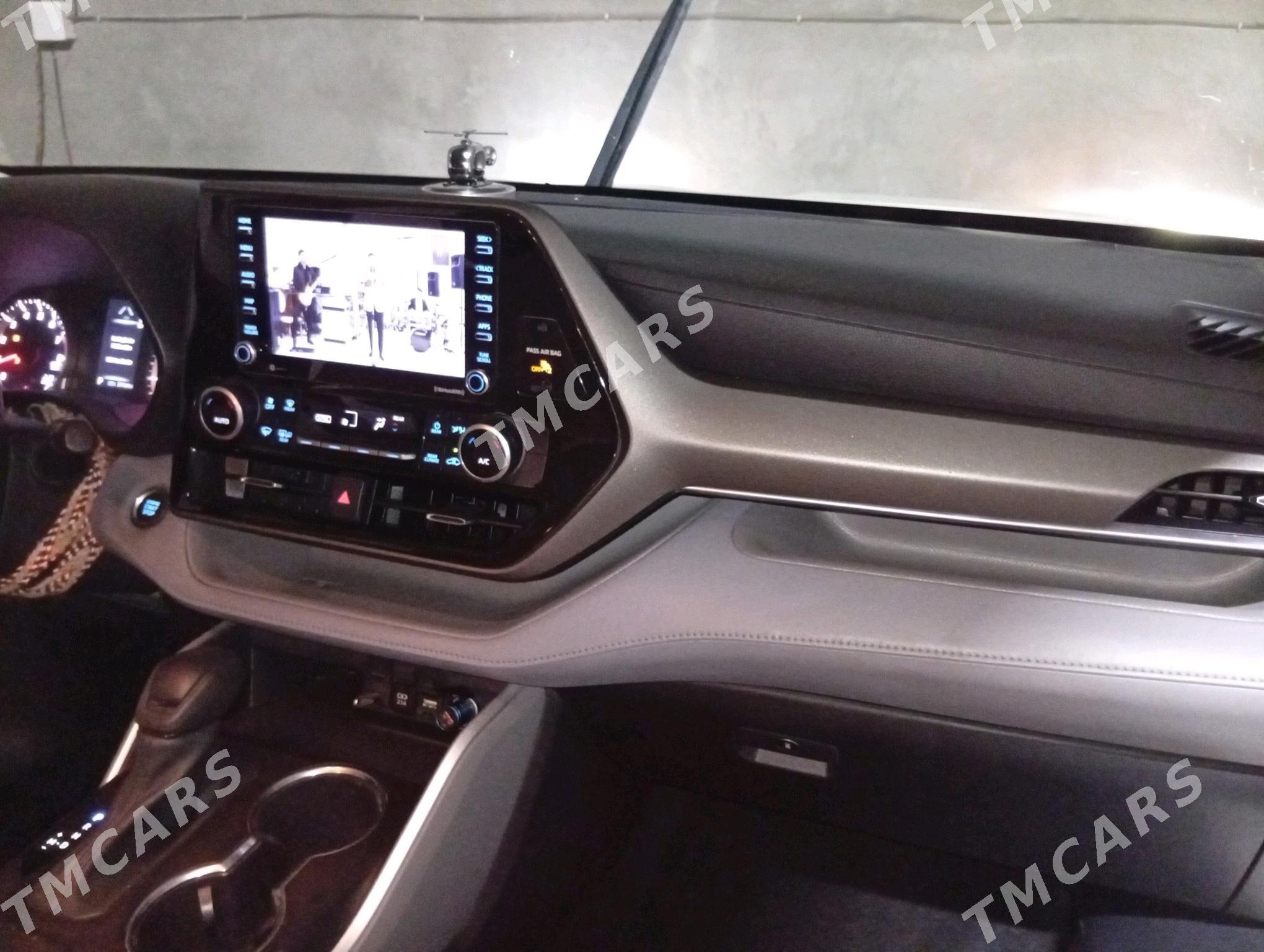Toyota Highlander 2021 - 435 000 TMT - Tejen - img 9