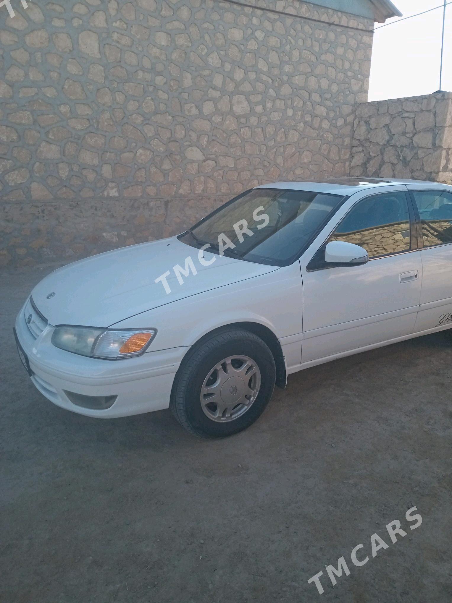 Toyota Camry 1998 - 125 000 TMT - Kerki - img 3