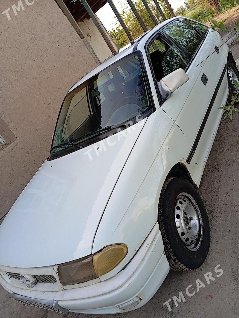Opel Astra 1992 - 28 000 TMT - Boldumsaz - img 2