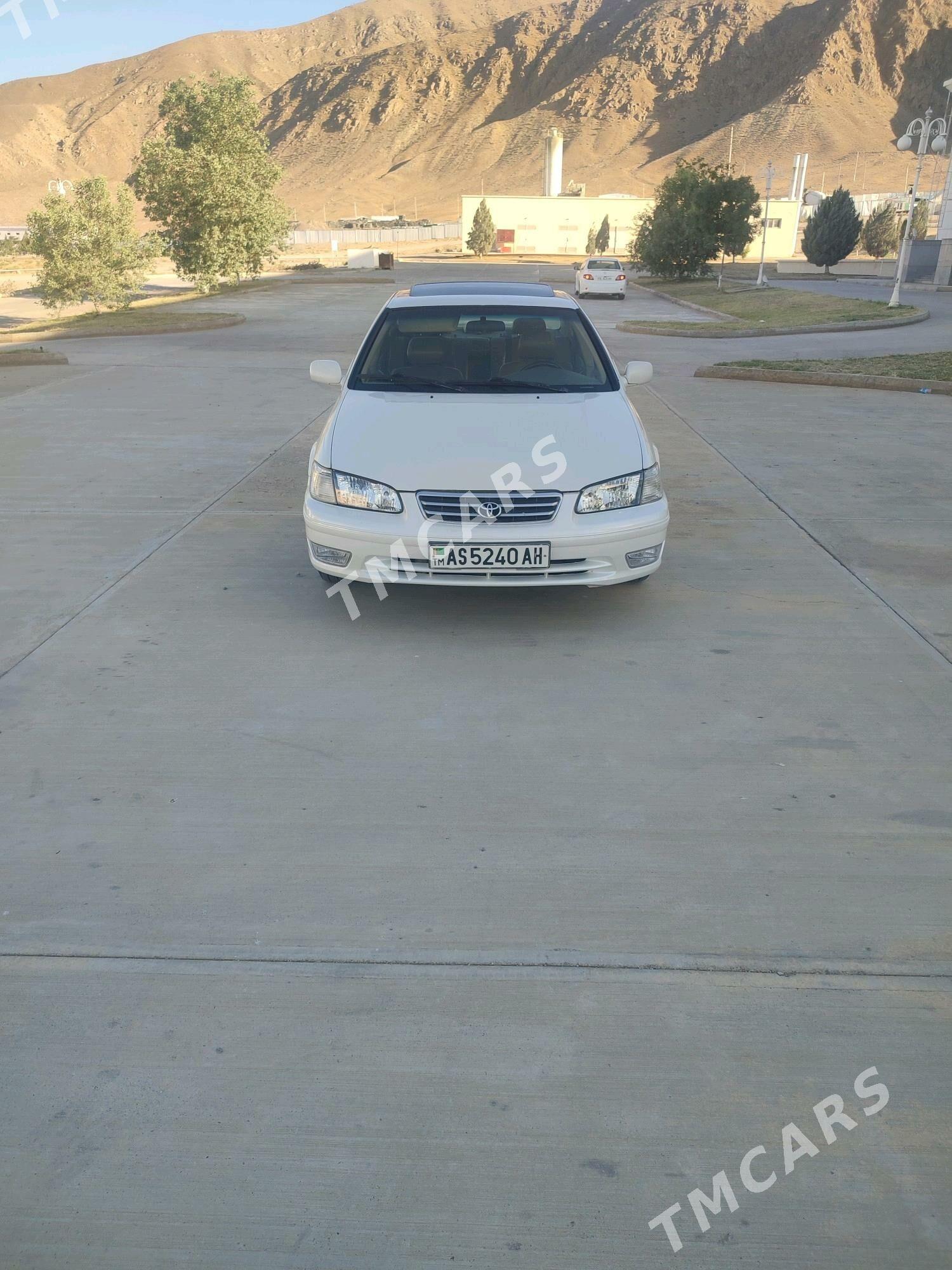 Toyota Camry 2000 - 165 000 TMT - Bäherden - img 2