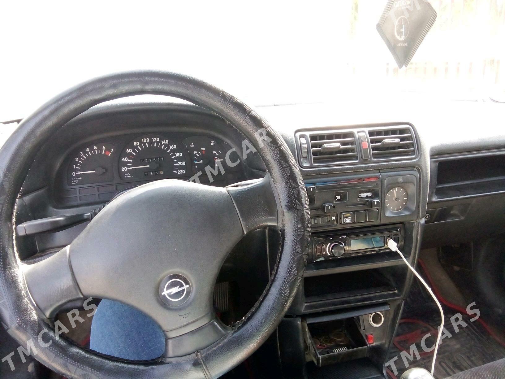 Opel Vectra 1993 - 45 000 TMT - Мары - img 7