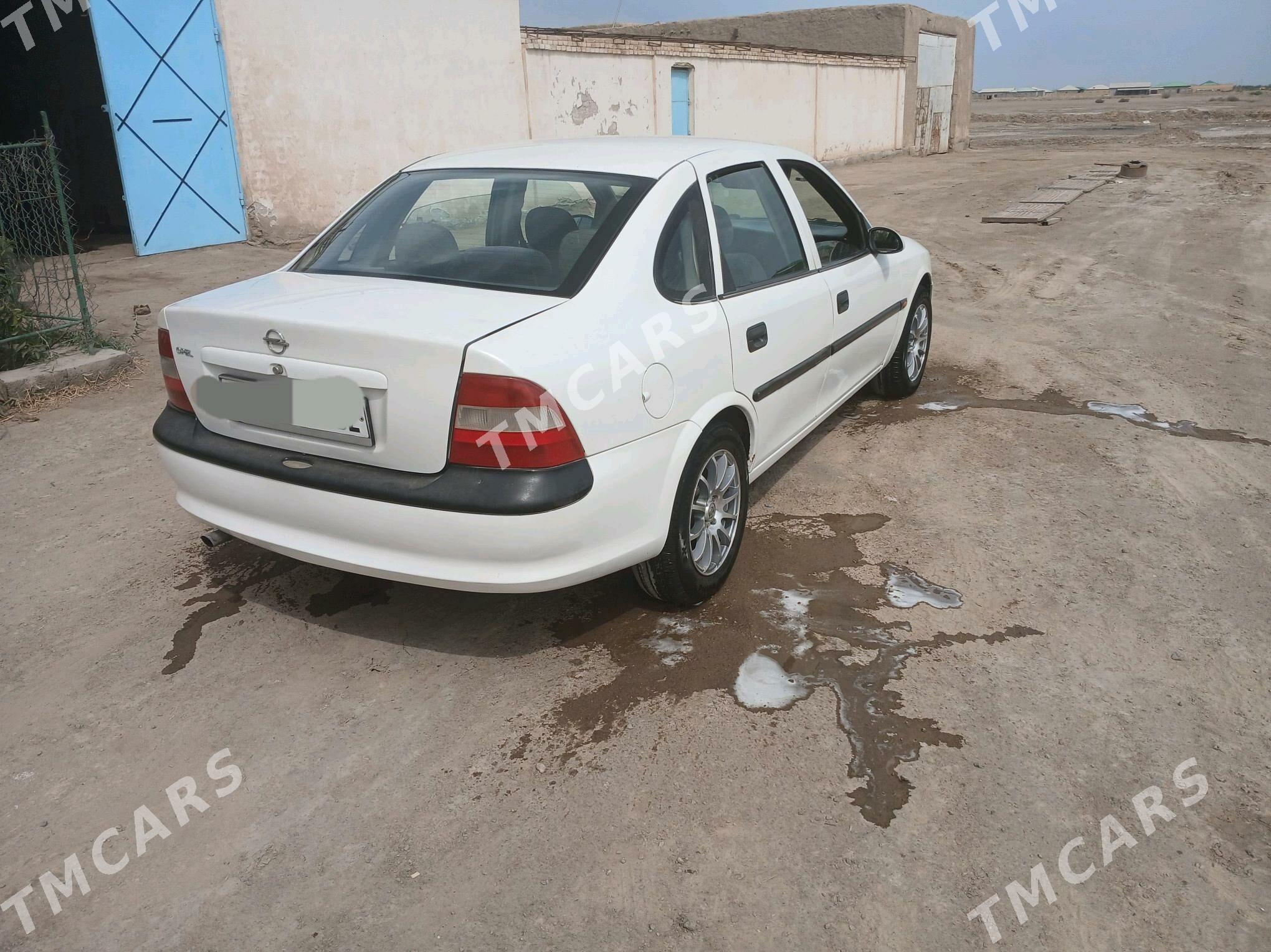 Opel Vectra 1996 - 50 000 TMT - Дашогуз - img 3