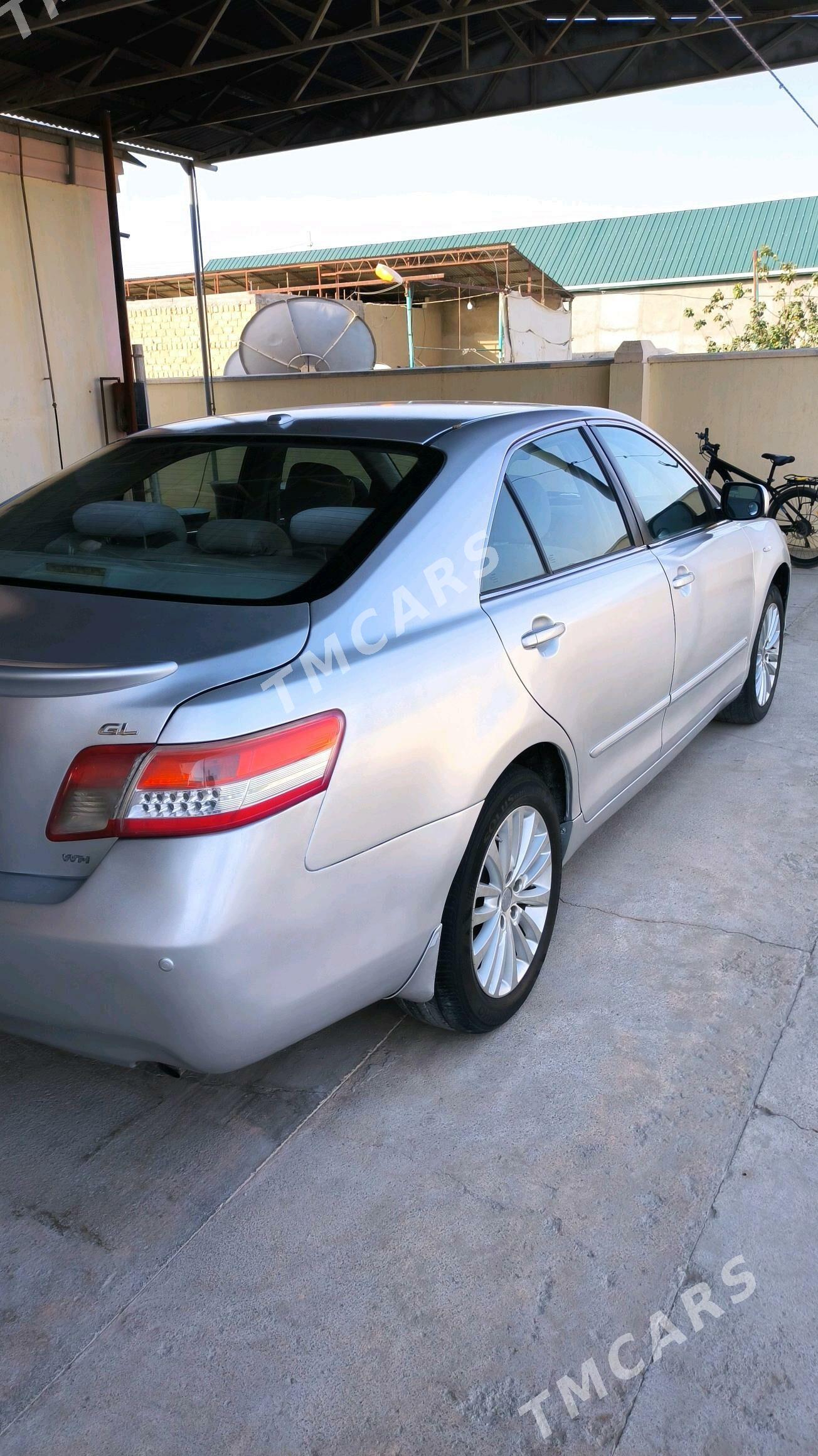 Toyota Camry 2009 - 140 000 TMT - Бахарден - img 2