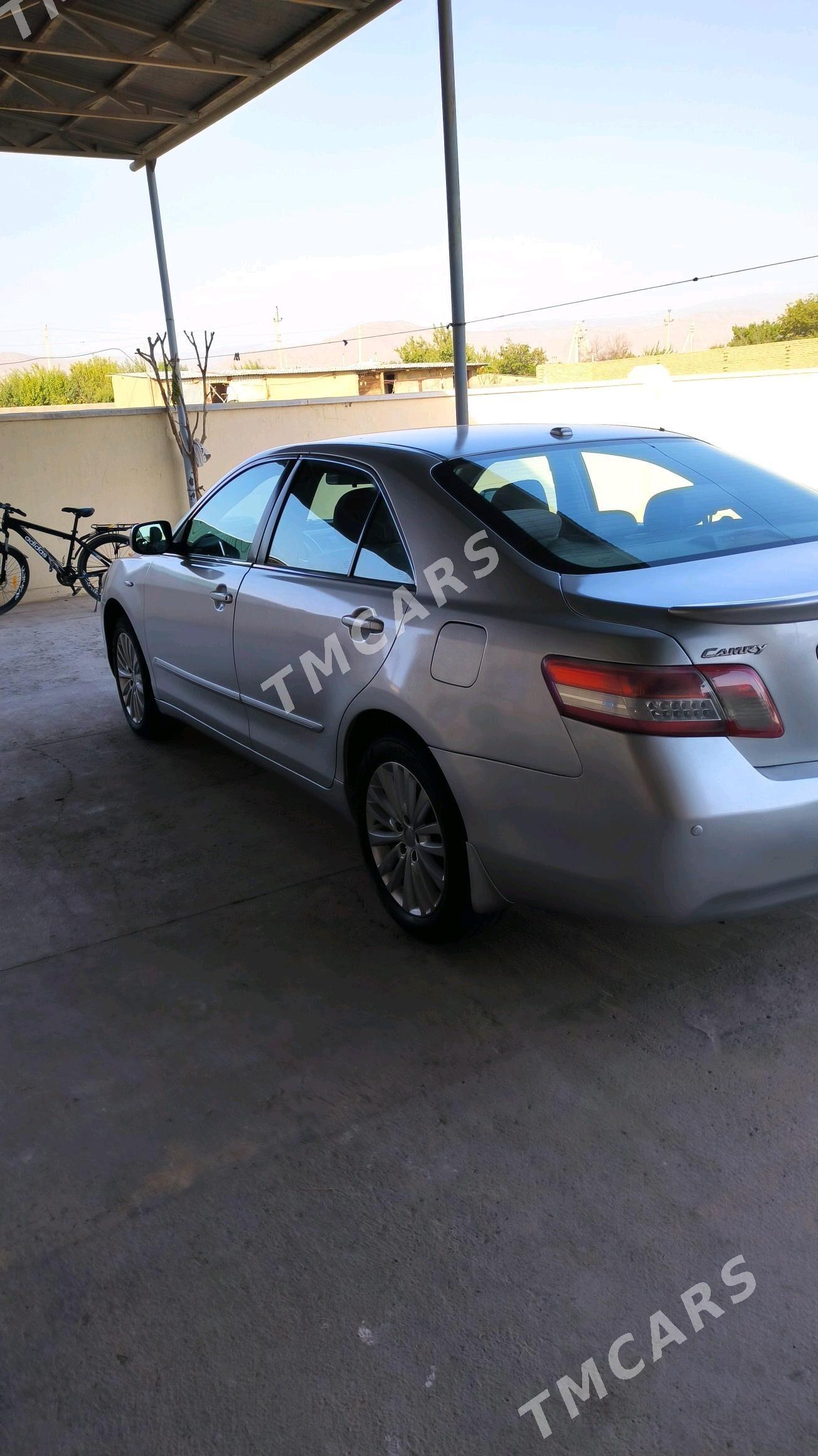 Toyota Camry 2009 - 140 000 TMT - Бахарден - img 3
