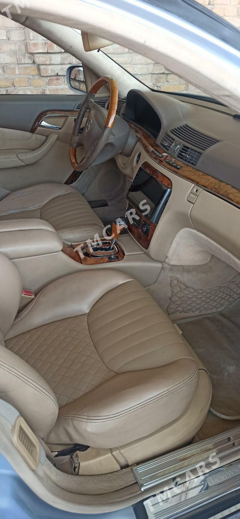 Mercedes-Benz C-Class 2005 - 130 000 TMT - Туркменабат - img 5