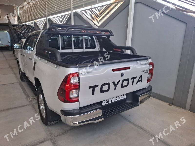 Toyota Hilux 2023 - 585 000 TMT - Gökdepe - img 5