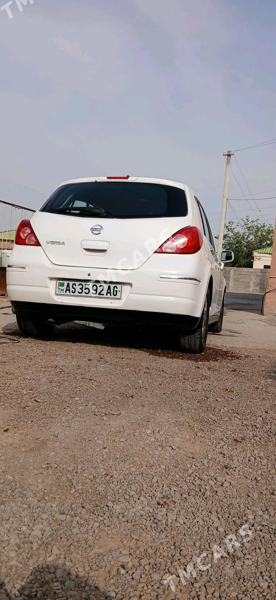 Nissan Versa 2009 - 122 000 TMT - Aşgabat - img 9