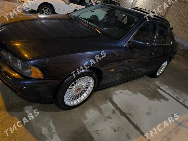 BMW E39 2003 - 150 000 TMT - Саят - img 9