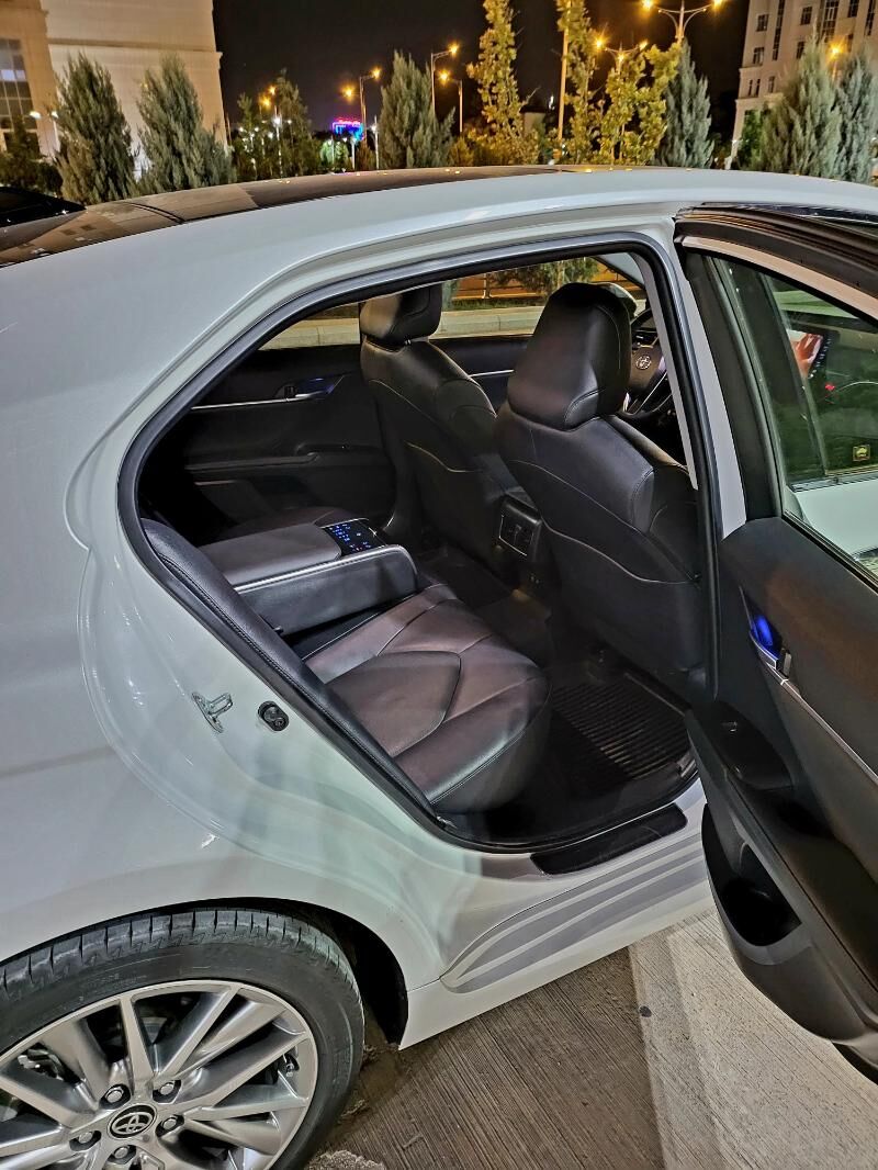 Toyota Camry 2021 - 540 000 TMT - Aşgabat - img 4