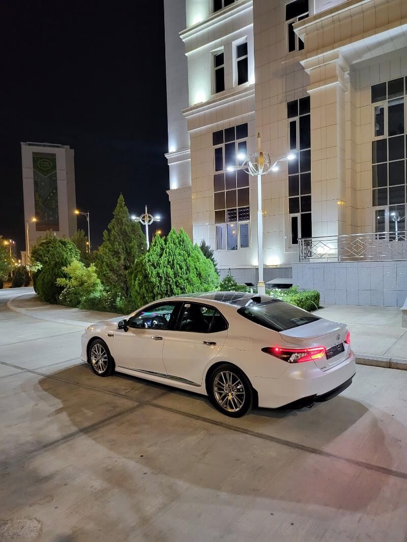 Toyota Camry 2021 - 540 000 TMT - Aşgabat - img 8