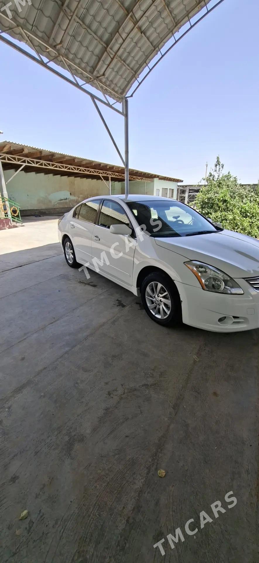 Nissan Altima 2011 - 100 000 TMT - Tejen - img 2