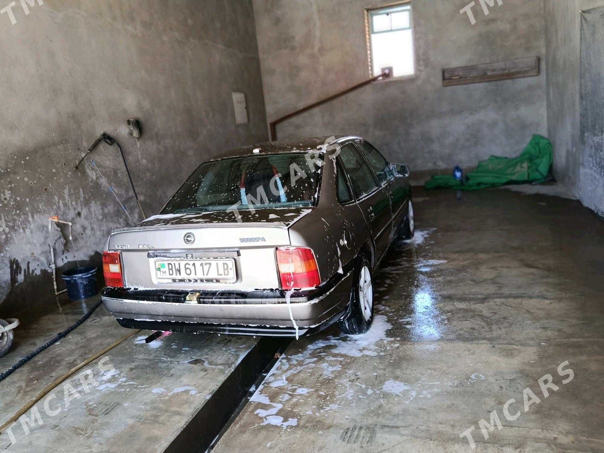 Opel Vectra 1992 - 25 000 TMT - Saýat - img 10