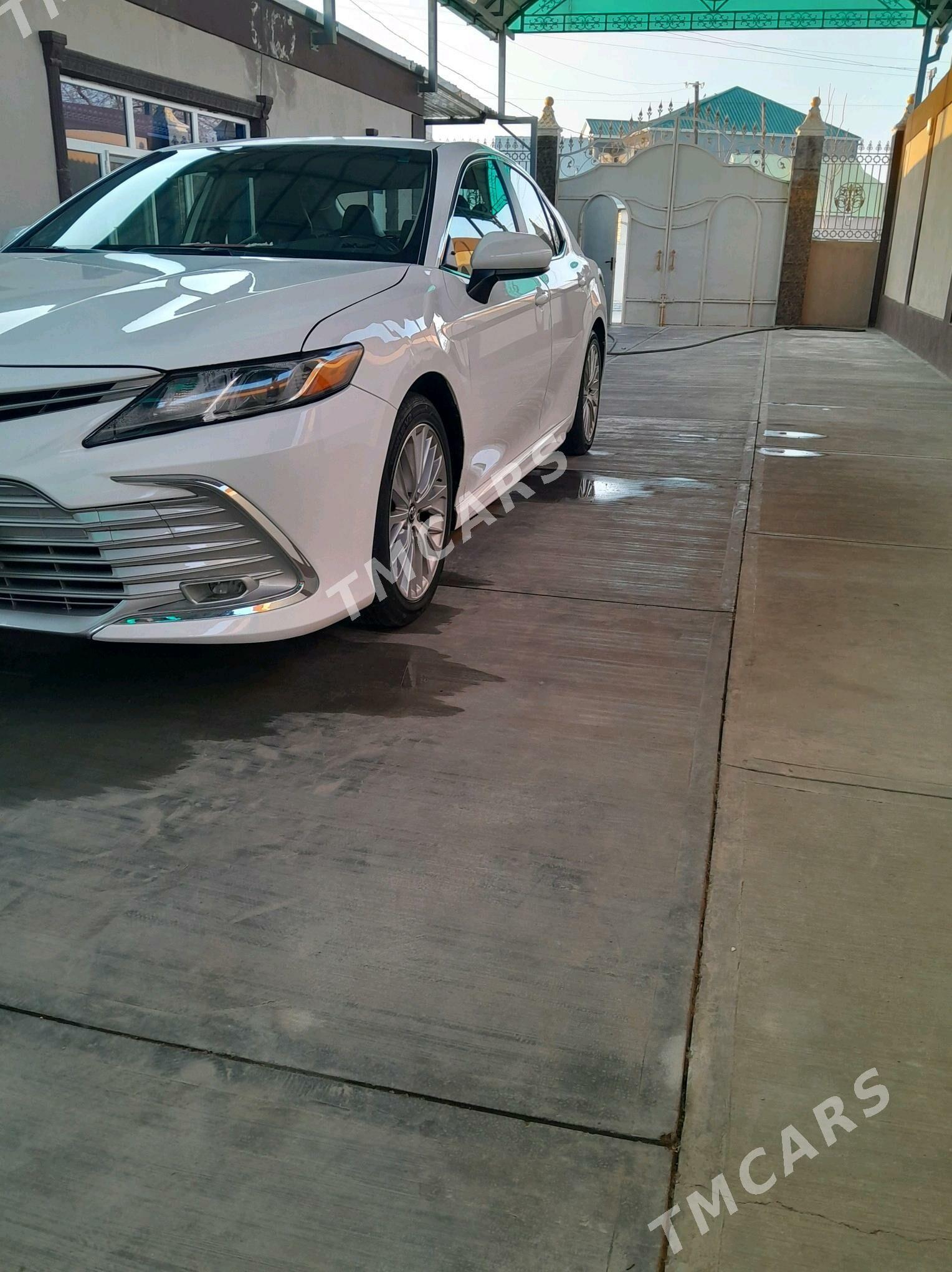Toyota Camry 2019 - 310 000 TMT - Garadamak - img 3