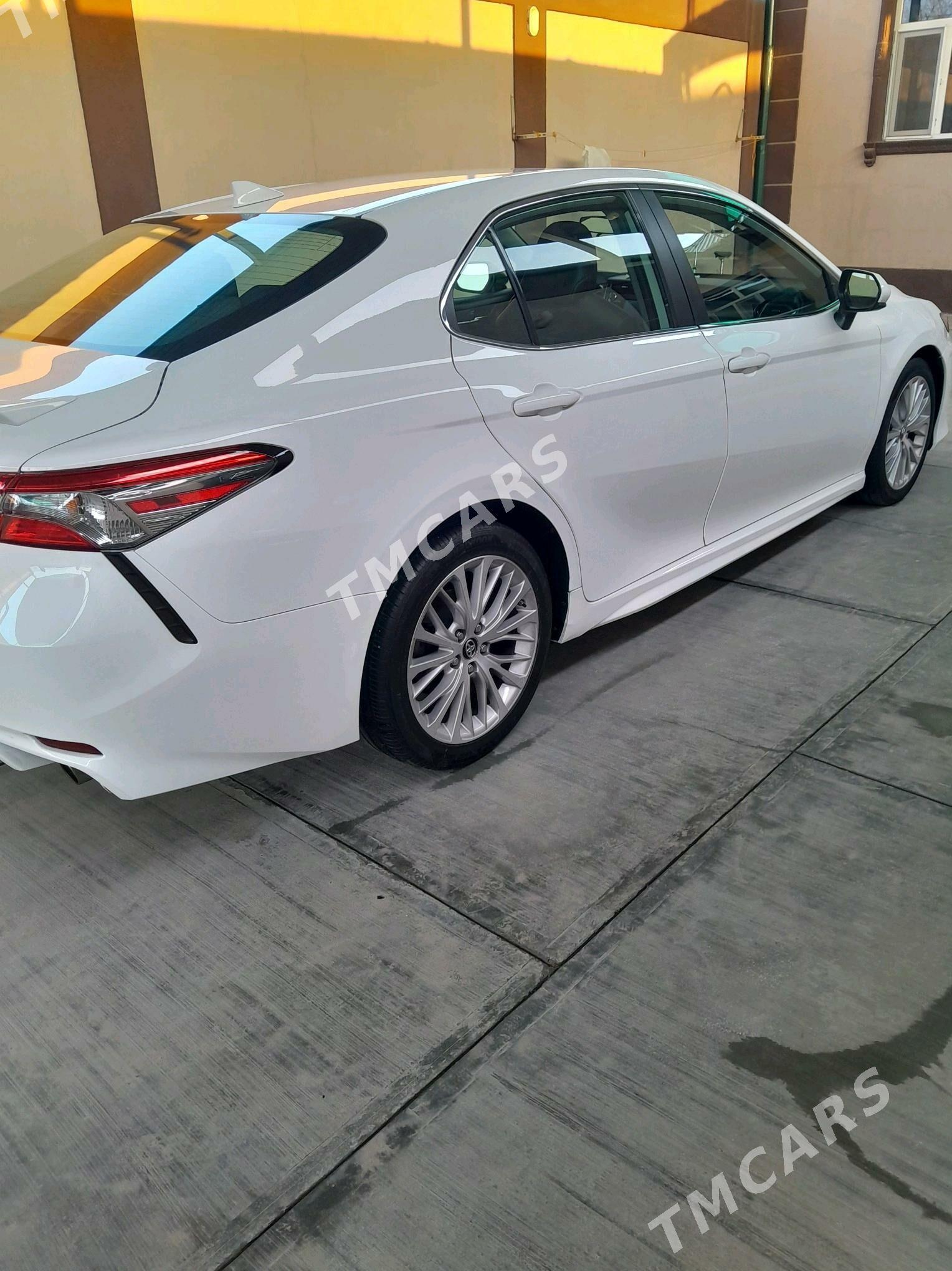 Toyota Camry 2019 - 310 000 TMT - Garadamak - img 2