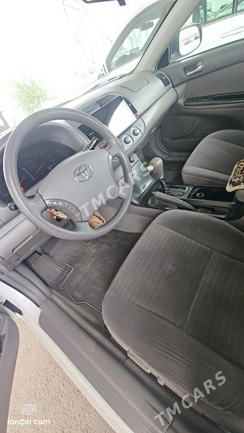 Toyota Camry 2005 - 170 000 TMT - 9 mkr - img 4