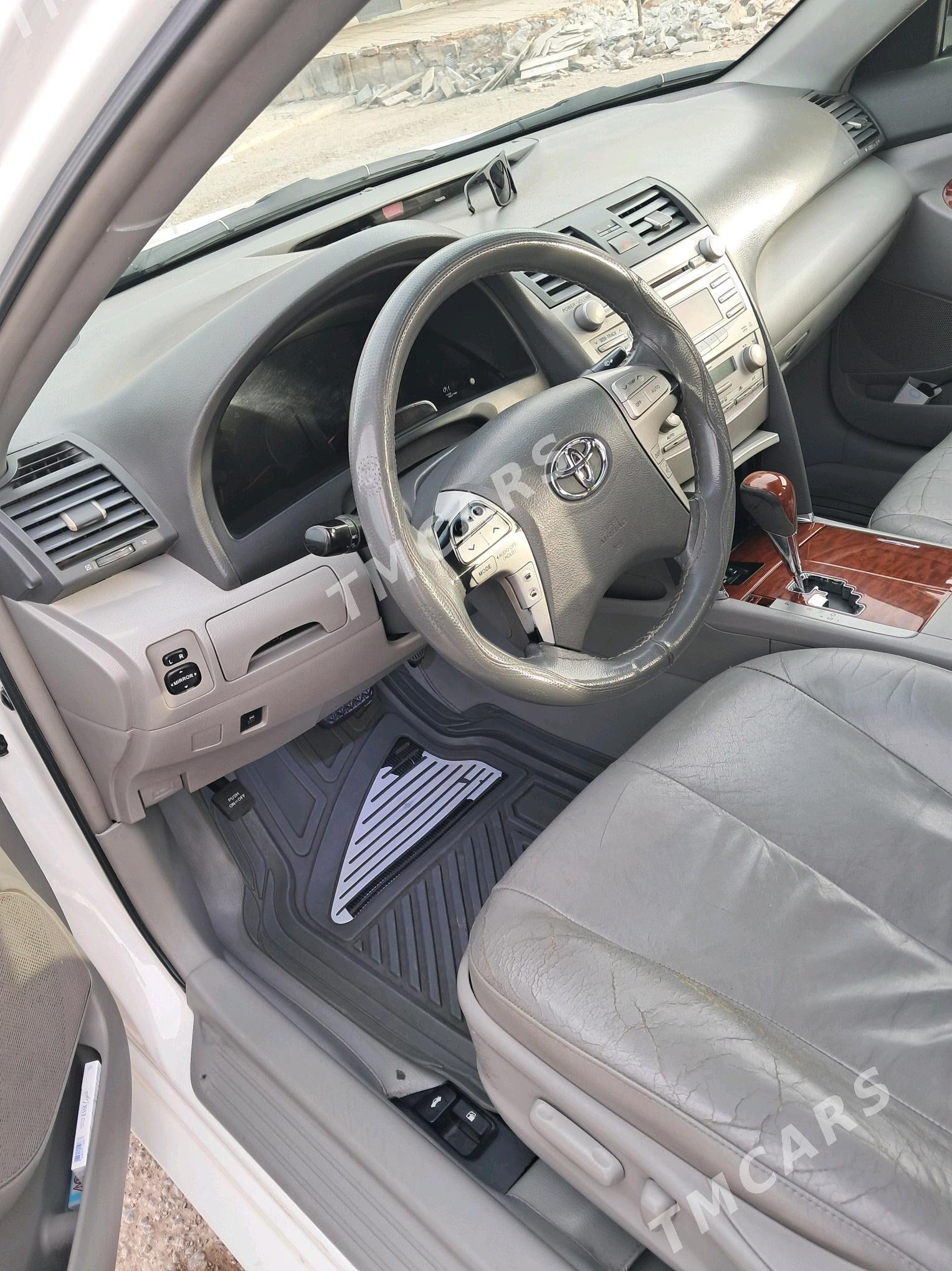 Toyota Camry 2010 - 195 000 TMT - Mary - img 8