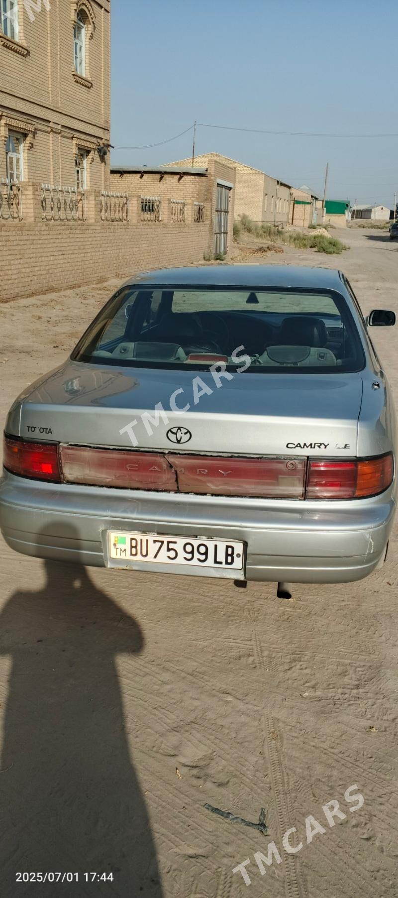 Toyota Camry 1993 - 70 000 TMT - Халач - img 4