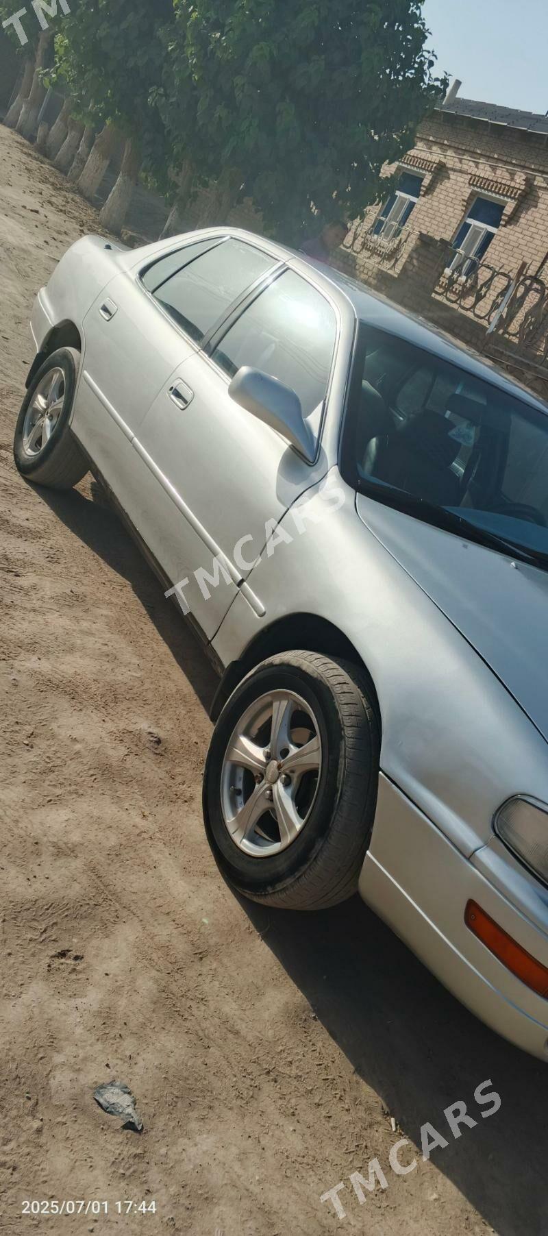 Toyota Camry 1993 - 70 000 TMT - Халач - img 2