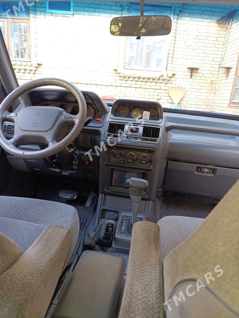 Mitsubishi Pajero 1994 - 85 000 TMT - Туркменабат - img 7