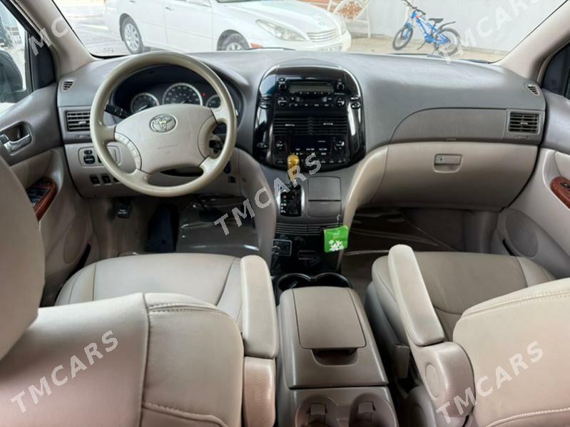 Toyota Sienna 2004 - 205 000 TMT - Балканабат - img 3