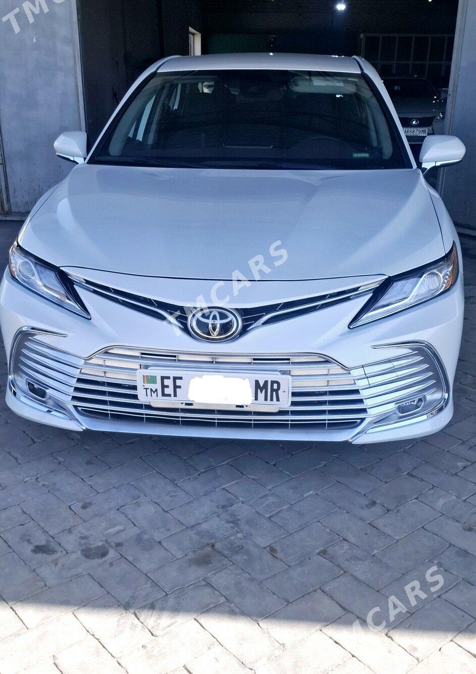 Toyota Camry 2021 - 315 000 TMT - Байрамали - img 2