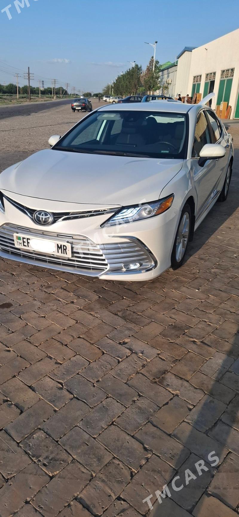 Toyota Camry 2021 - 315 000 TMT - Байрамали - img 3