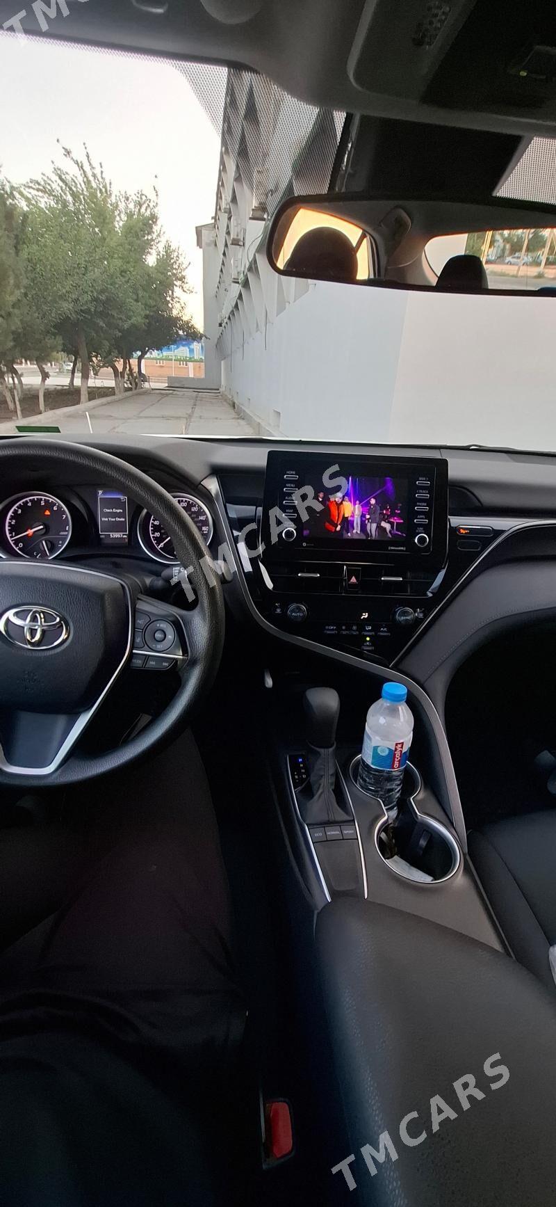 Toyota Camry 2021 - 315 000 TMT - Байрамали - img 6