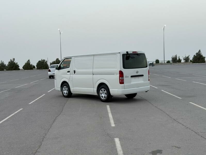 Toyota Hiace 2025 - 455 000 TMT - Aşgabat - img 4
