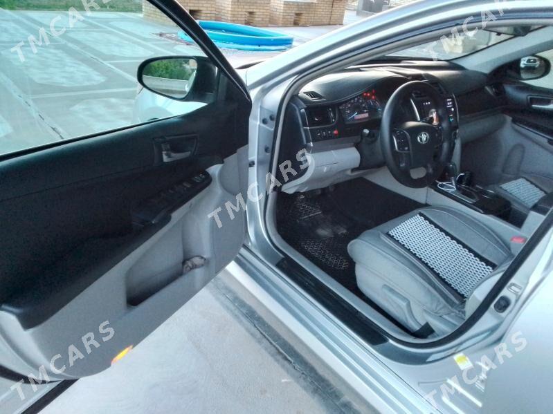 Toyota Camry 2011 - 168 000 TMT - Мургап - img 8