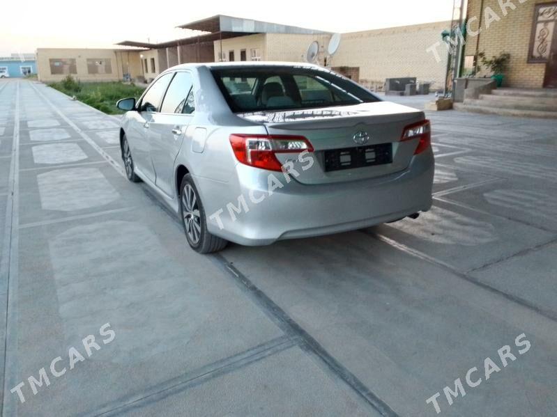 Toyota Camry 2011 - 168 000 TMT - Мургап - img 5
