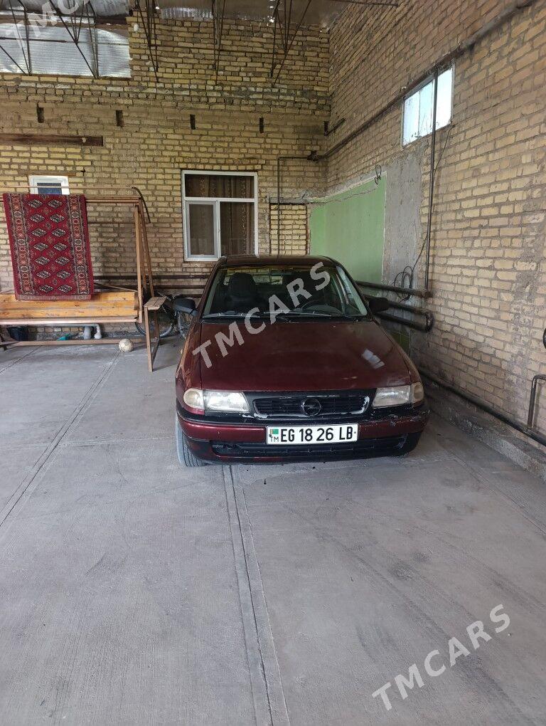 Opel Astra 1993 - 33 000 TMT - Фарап - img 2