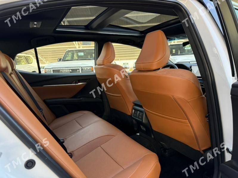 Toyota Camry 2024 - 689 000 TMT - Aşgabat - img 3